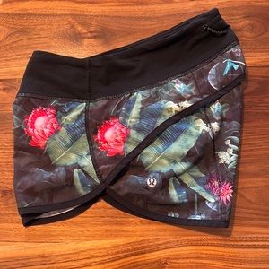 Lululemon Speed Up Short